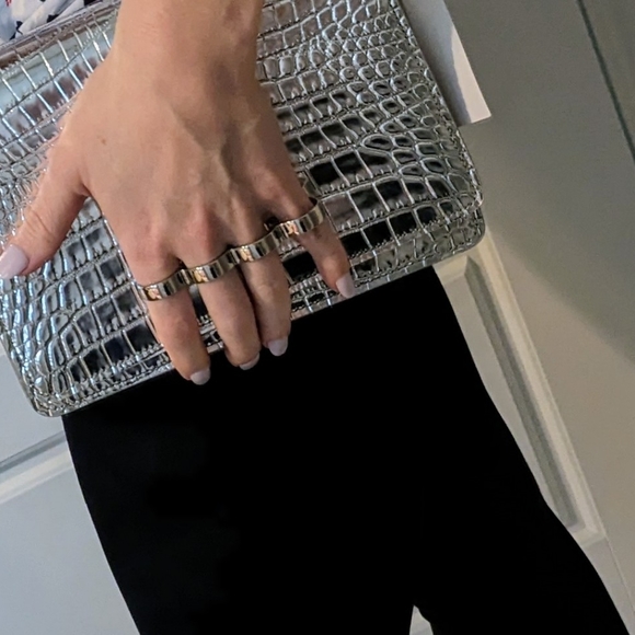 Alexander McQueen Four Ring Satchel - Picture 2 of 14